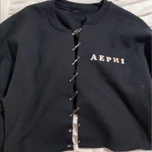 AEPHI pin crew neck